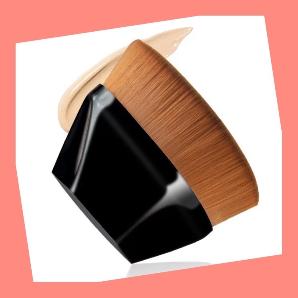 Black / Brown Six Corners Makeup Kabuki Brush